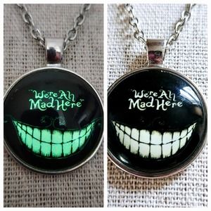 18" Glow-In-The-Dark We're All Mad Here Chesire Grinning Cat 1" Pendant Necklace